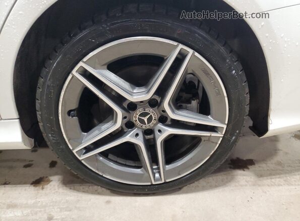 55SWF8EB0KU322285 2019 MERCEDES-BENZ C White Widok wnętrza 360 stopni