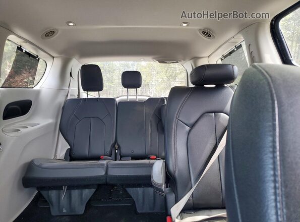 2C4RC1BGXHR584360 2017 CHRYSLER PACIFICA Черный Вид задней части салона