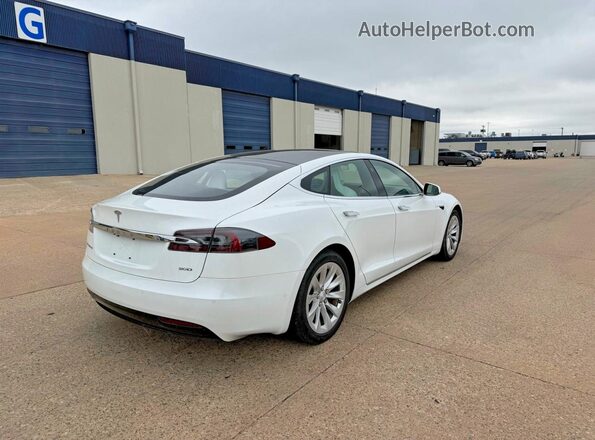 5YJSA1E25HF199047 2017 TESLA MODEL S Белый Вид спереди