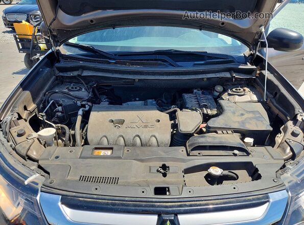 JA4AD2A32JZ006547 2018 MITSUBISHI OUTLANDER Коричневый Вид подкапотного пространства