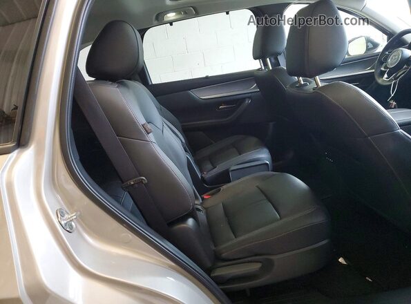 JM3KKCHD2T1353518 2026 MAZDA CX-90 Бежевый Вид задней части салона