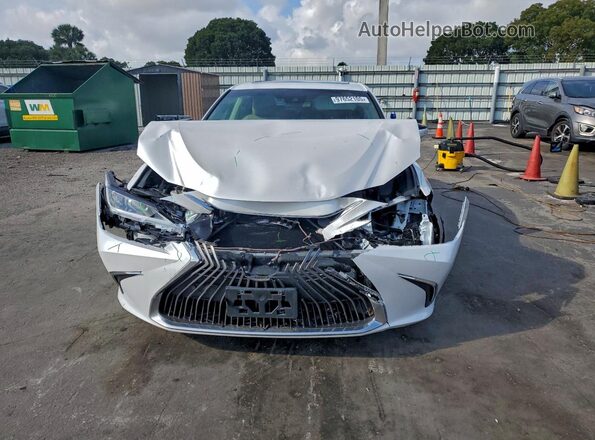 58ADZ1B10LU062986 2020 LEXUS ES Белый Вид спереди