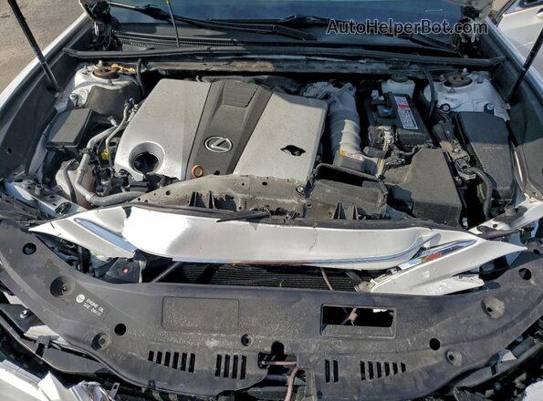 58ADZ1B10LU062986 2020 LEXUS ES Белый Вид задней части салона