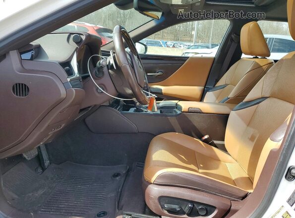 58ADZ1B12LU076324 2020 LEXUS ES White Widok wnętrza z przodu