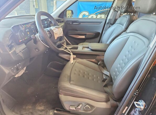 5XYAFFS51TG006807 2026 KIA EV9 Черный Вид салона спереди
