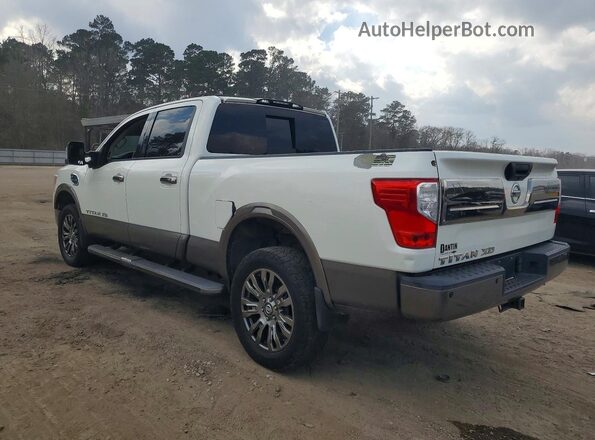 1N6BA1F28HN553155 2017 NISSAN TITAN White Tył prawy