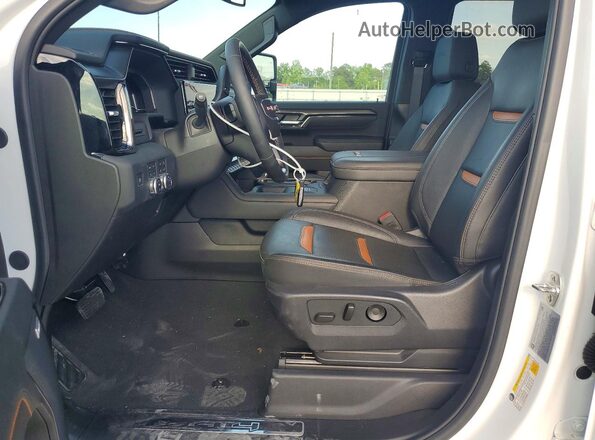 1GT4UPEY3SF124602 2025 GMC SIERRA Белый Вид панели приборов