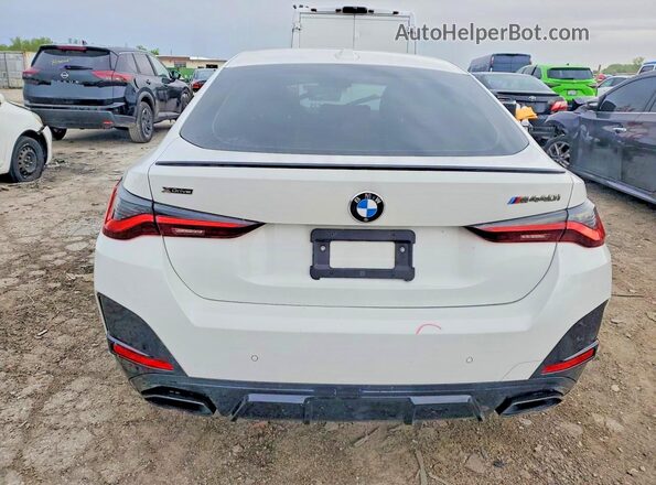 WBA13AW08PFN57302 2023 BMW M4 White Вид салону спереду