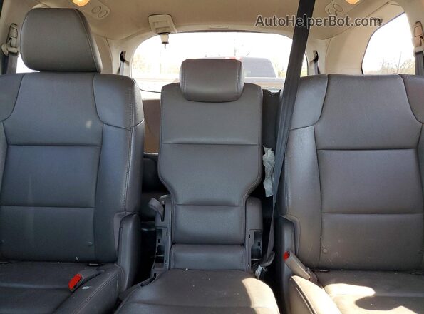 5FNRL5H68HB013113 2017 HONDA ODYSSEY Gray Vista de los asientos traseros