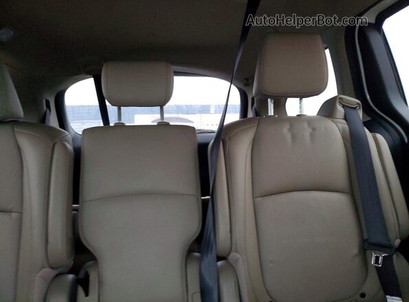 5FNRL6H64RB073199 2024 HONDA ODYSSEY Белый Вид задних сидений