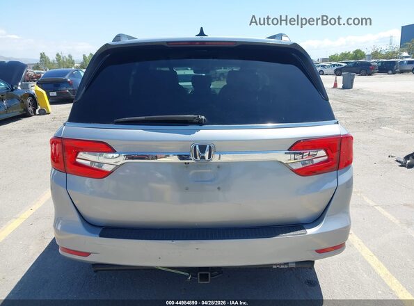 5FNRL6H71JB058642 2018 HONDA ODYSSEY Silver 