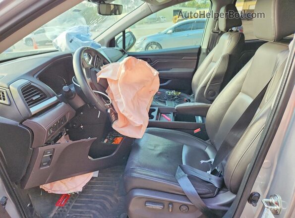 5FNRL6H71LB059874 2020 HONDA ODYSSEY Silver Widok wnętrza z przodu