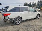 2018 Honda Odyssey Exl White vin: 5FNRL6H75JB062838