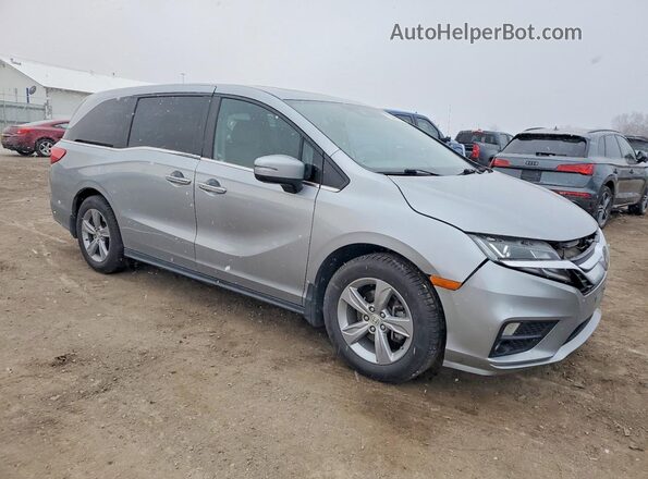 5FNRL6H76JB063321 2018 HONDA ODYSSEY Серебряный Передняя правая четверть