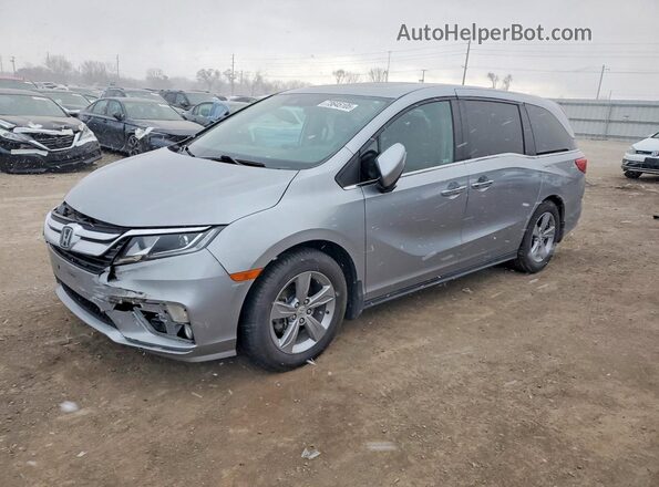 5FNRL6H76JB063321 2018 HONDA ODYSSEY Серебряный Передняя левая четверть