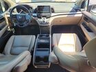 2018 Honda Odyssey Exl White vin: 5FNRL6H78JB029431