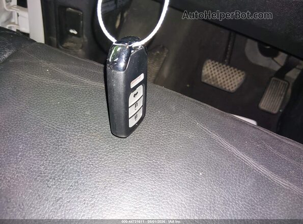 5FNRL6H82NB057286 2022 HONDA ODYSSEY Белый Вид панели приборов