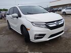 2019 Honda Odyssey Touring White vin: 5FNRL6H84KB038041