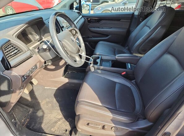 5FNRL6H87MB009524 2021 HONDA ODYSSEY Серый Вид салона спереди