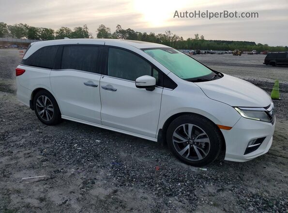 5FNRL6H96JB000561 2018 HONDA ODYSSEY Белый Передняя правая четверть
