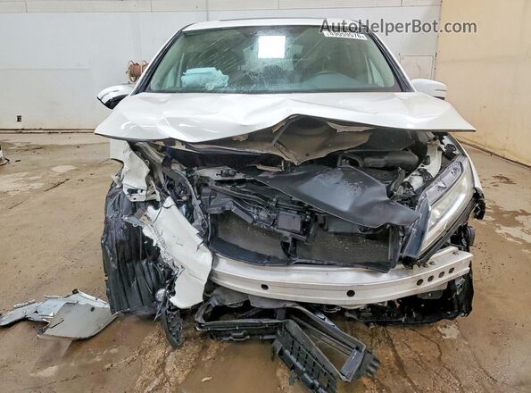 5FNRL6H97JB024321 2018 HONDA ODYSSEY Белый Вид спереди