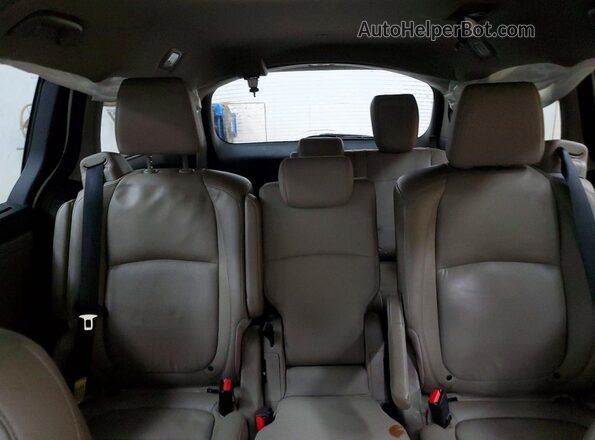 5FNRL6H97JB024321 2018 HONDA ODYSSEY Белый Вид задних сидений