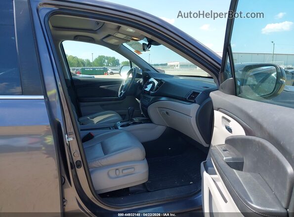 5FNYF5H42KB005016 2019 HONDA PILOT Серый Вид салона спереди