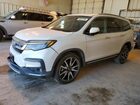 2021 Honda Pilot Touring White vin: 5FNYF5H91MB014174