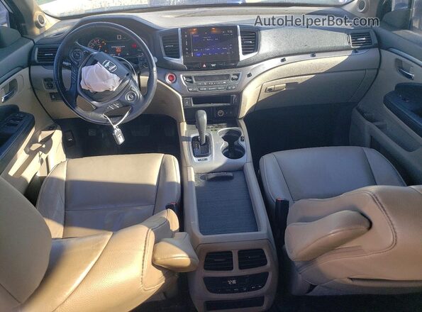 5FNYF6H59JB032159 2018 HONDA PILOT Белый Вид панели приборов