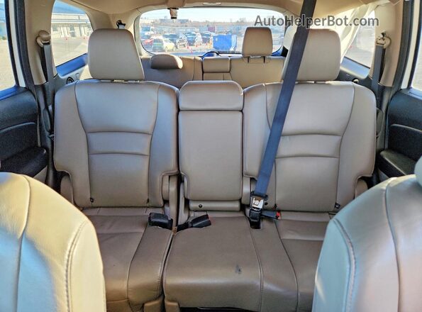 5FNYF6H5XHB057839 2017 HONDA PILOT Белый Вид задних сидений