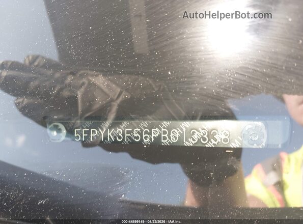 5FPYK3F56PB013338 2023 HONDA RIDGELINE Silver ძრავის განყოფილების ხედი