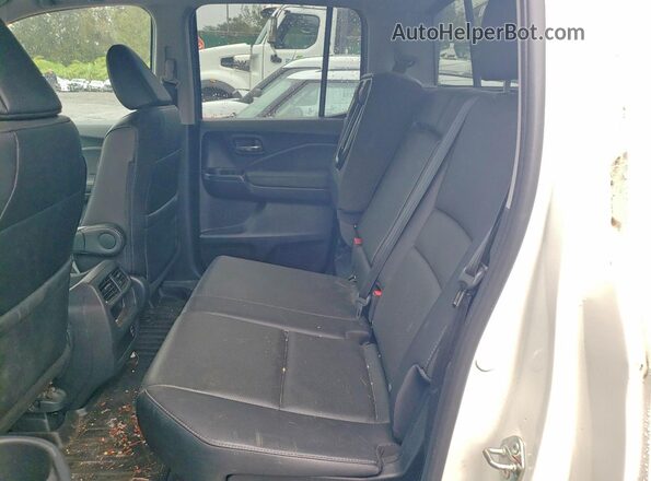 5FPYK3F60KB015314 2019 HONDA RIDGELINE White Vista de los asientos traseros