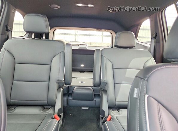 5GAERARS0SJ101270 2025 BUICK ENCLAVE White Rear seats view