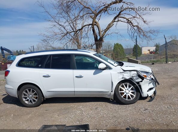 5GAKVBKD6HJ296395 2017 BUICK ENCLAVE Белый Вид задней части салона