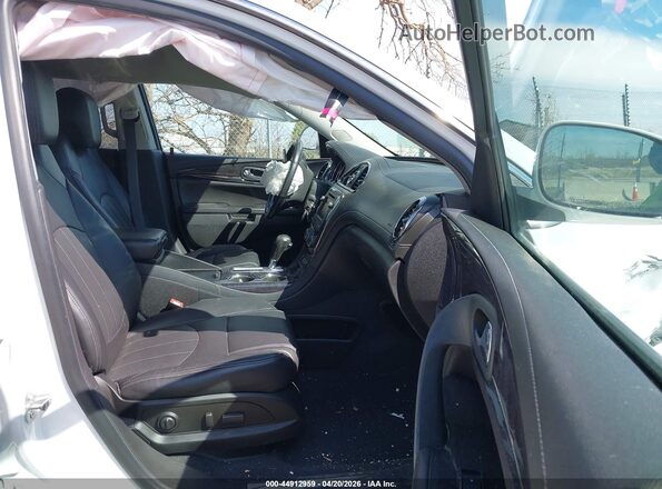 5GAKVBKD6HJ296395 2017 BUICK ENCLAVE Белый Вид салона спереди