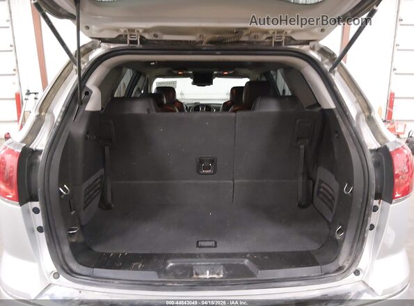 5GAKVCKD0HJ174637 2017 BUICK ENCLAVE Silver 