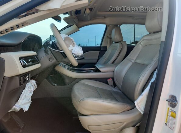 5LM5J7WCXMGL03399 2021 LINCOLN AVIATOR White Вид салону спереду