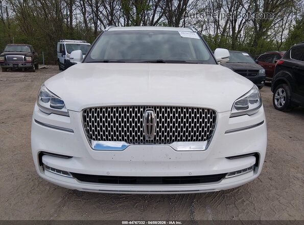 5LM5J7XC5MGL09433 2021 LINCOLN AVIATOR White Սարքավորումների վահանակի տեսք