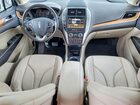2019 Lincoln Mkc Select Белый vin: 5LMCJ2C94KUL02007