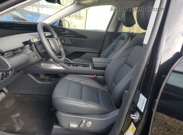 5LMPJ8JA3TJ036645 2026 LINCOLN NAUTILUS Черный Вид салона спереди