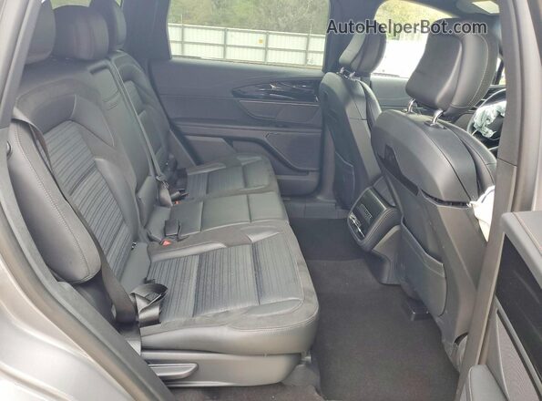 5LMPJ8KAXRJ865851 2024 LINCOLN NAUTILUS Gray Widok wnętrza z tyłu