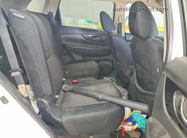 5N1AT2MN2HC753726 2017 NISSAN ROGUE White Vista interior trasera