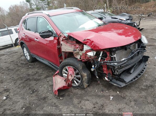 5N1AT2MVXHC732767 2017 NISSAN ROGUE Red Widok z przodu