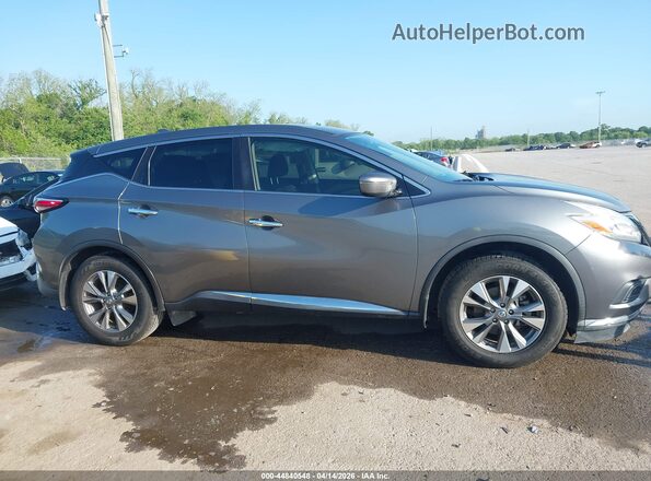 5N1AZ2MH1HN178564 2017 NISSAN MURANO Gray Vista interior trasera