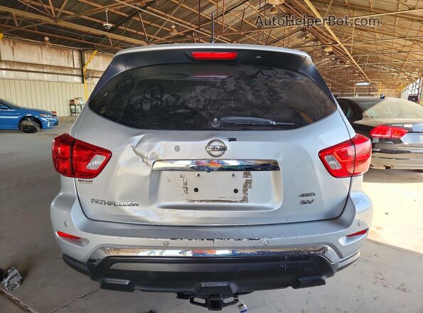 5N1DR2MM0JC625946 2018 NISSAN PATHFINDER Silver უკანა ხედი