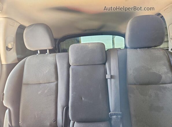 5N1DR2MM0JC625946 2018 NISSAN PATHFINDER Silver უკანა სავარძლების ხედი