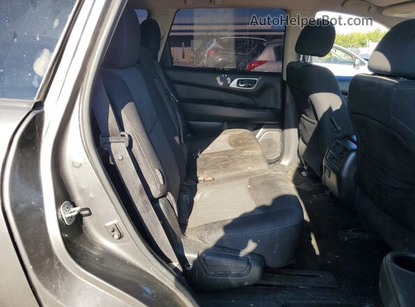 5N1DR2MM2JC662450 2018 NISSAN PATHFINDER Gray Вид задньої частини салону