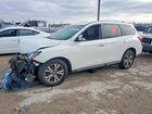 2019 Niss Pathfinder S White vin: 5N1DR2MM5KC623756