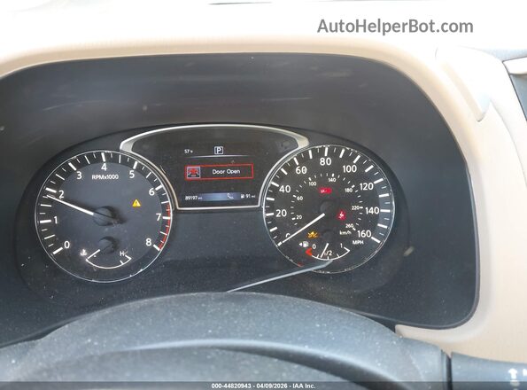 5N1DR2MN0HC691268 2017 NISSAN PATHFINDER White Հետևի նստատեղերի տեսք