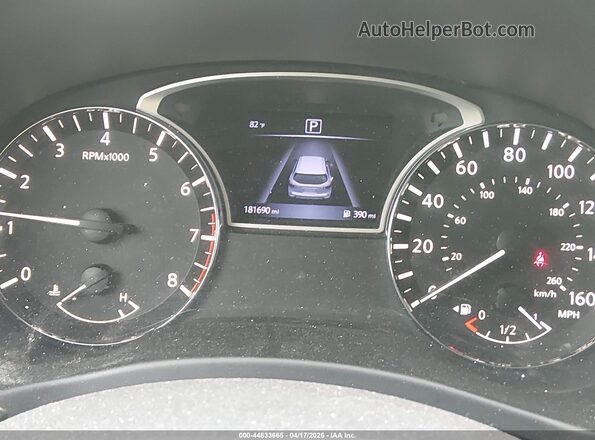 5N1DR2MN4HC670939 2017 NISSAN PATHFINDER White Vista de los asientos traseros